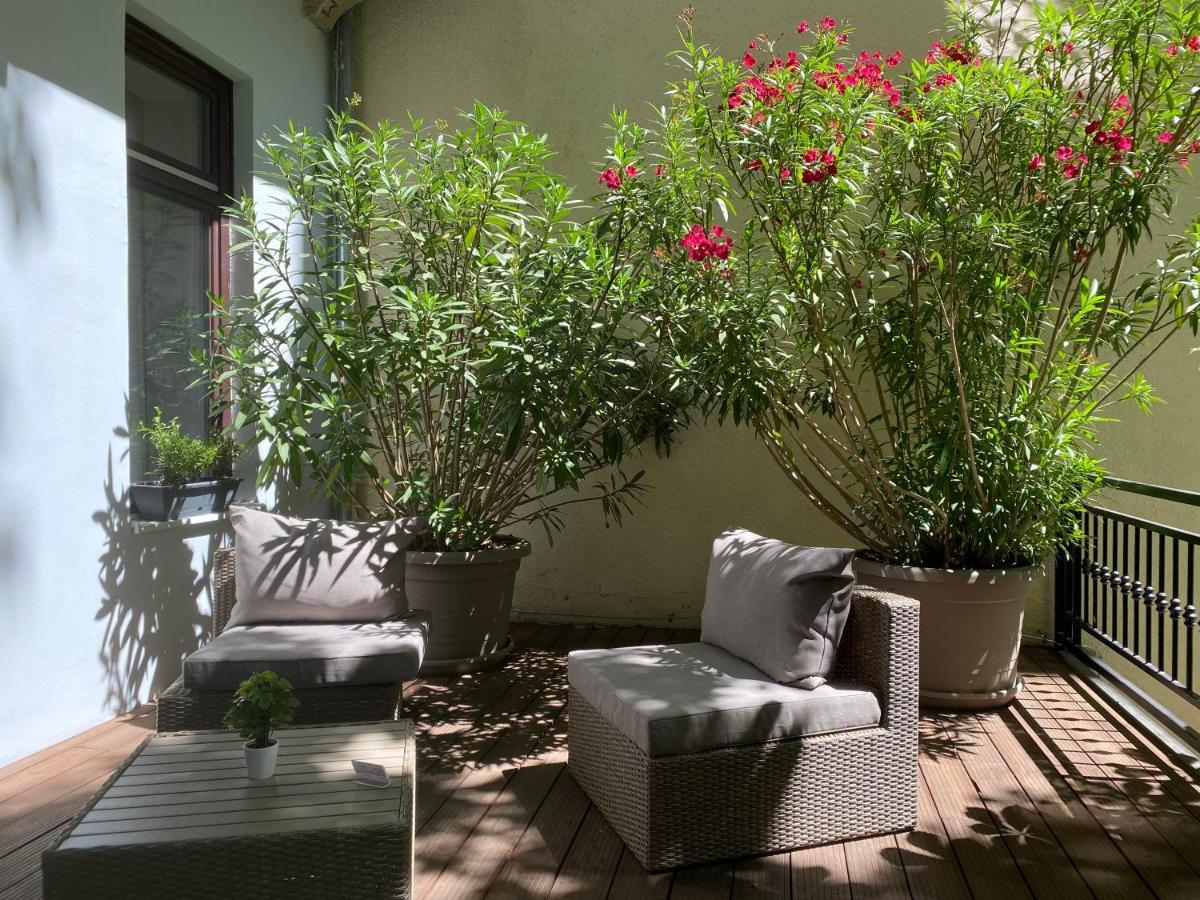 Doppelzimmer mit Patio